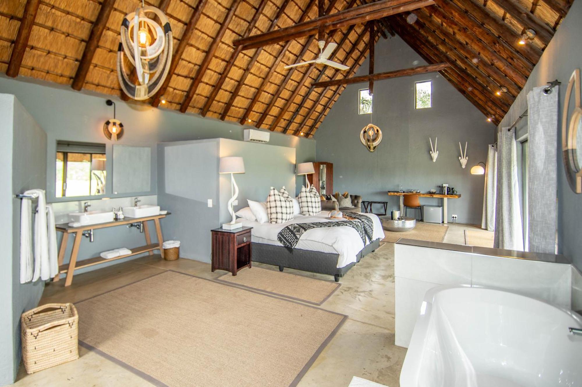 Lodge Nkorho Bush *